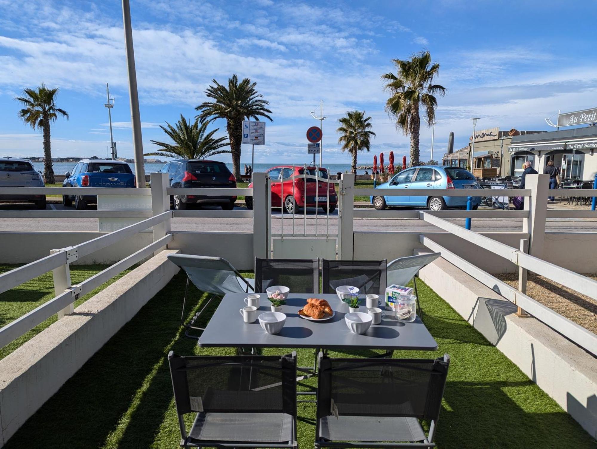 לה-גרו-דו-רואה Sol-Y-Days Goeland, Appartement Avec Terrasse Front De Mer Et Place De Parking En Centre-Ville מראה חיצוני תמונה